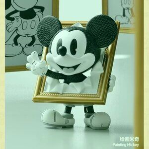 PAINTING MICKEY Figurine - Boundless Creativity Series Authentic POPMART